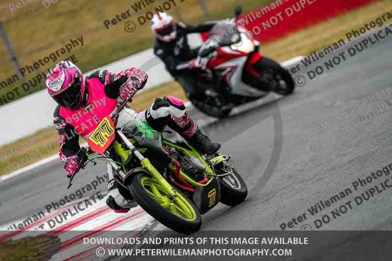 donington no limits trackday;donington park photographs;donington trackday photographs;no limits trackdays;peter wileman photography;trackday digital images;trackday photos